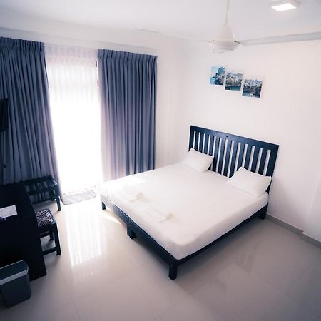 Kozy B&B Dehiwala-Mount Lavinia Exterior foto