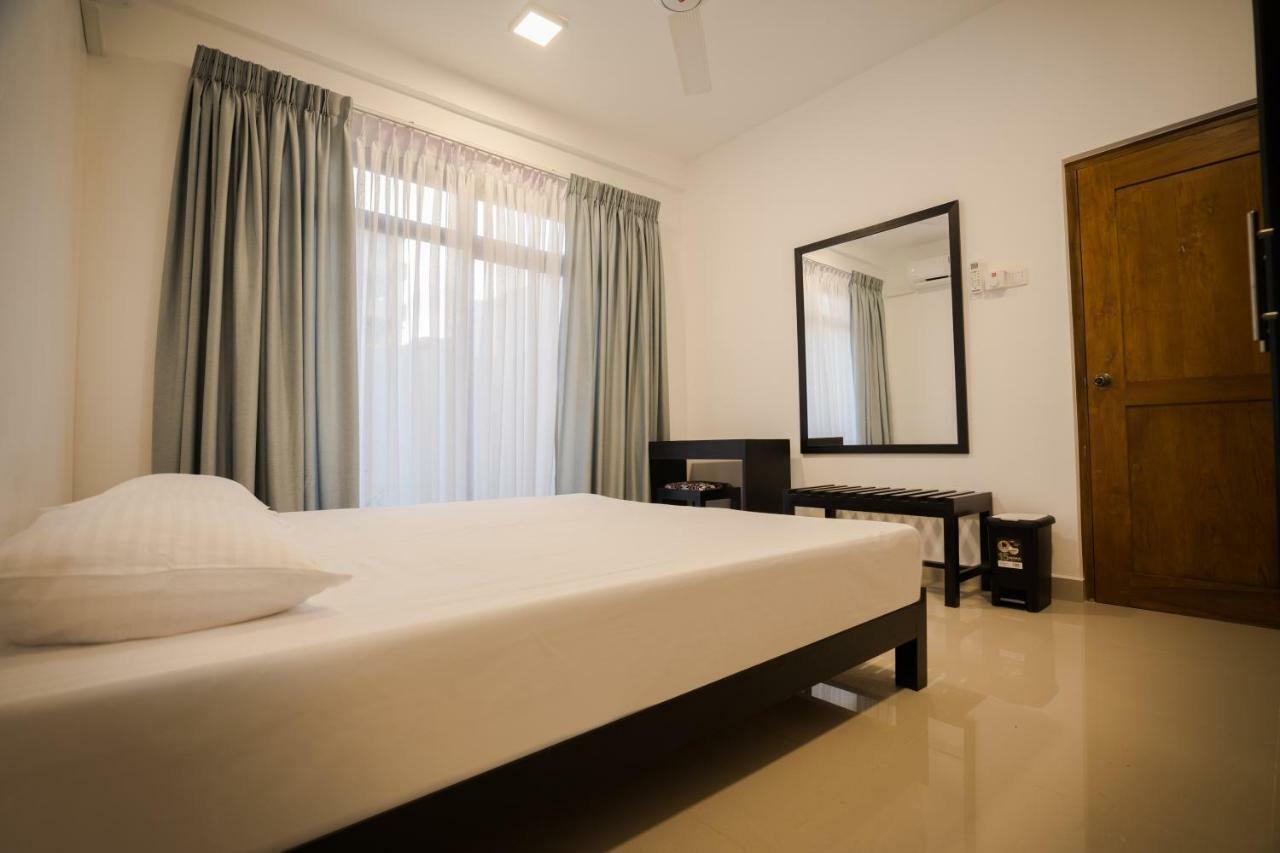 Kozy B&B Dehiwala-Mount Lavinia Exterior foto
